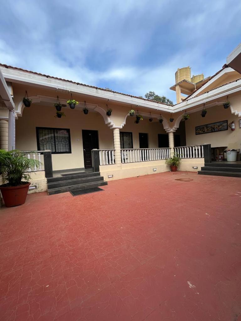 Vagator House Resort Goa ภายนอก รูปภาพ