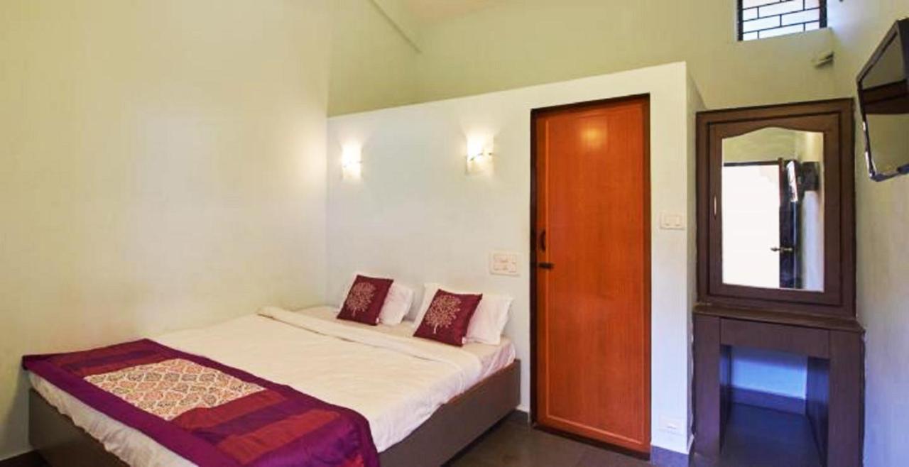 Vagator House Resort Goa ภายนอก รูปภาพ